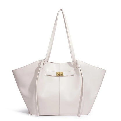 CarryCraft Lightweight Large Capacity 2025 New Bat-Shaped High Street Handbag European and American Style Trendy Single Shoulder Crossbody