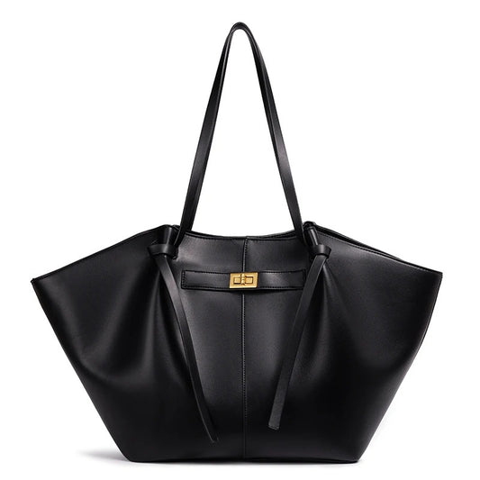 CarryCraft Lightweight Large Capacity 2025 New Bat-Shaped High Street Handbag European and American Style Trendy Single Shoulder Crossbody